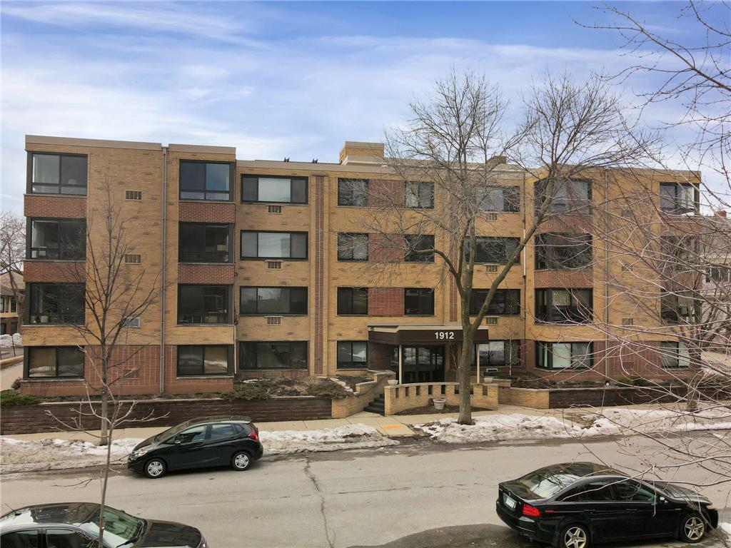1912 Dupont Avenue S #205 Minneapolis MN 55403 6351376 image1