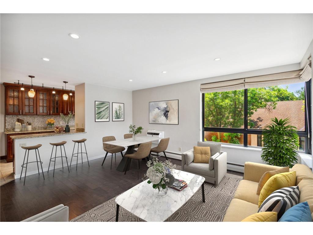 1912 Dupont Avenue S #304 Minneapolis MN 55403 6392016 image1