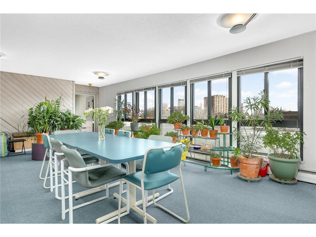 1912 Dupont Avenue S #405 Minneapolis MN 55403 7043715 image12