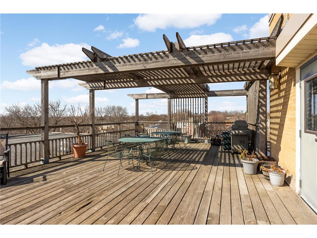 1912 Dupont Avenue S #405 Minneapolis MN 55403 7043715 image15