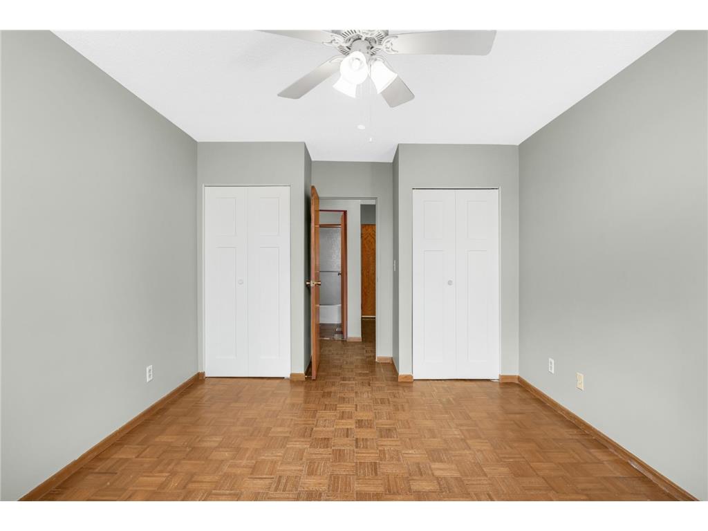 1912 Dupont Avenue S #405 Minneapolis MN 55403 7043715 image8