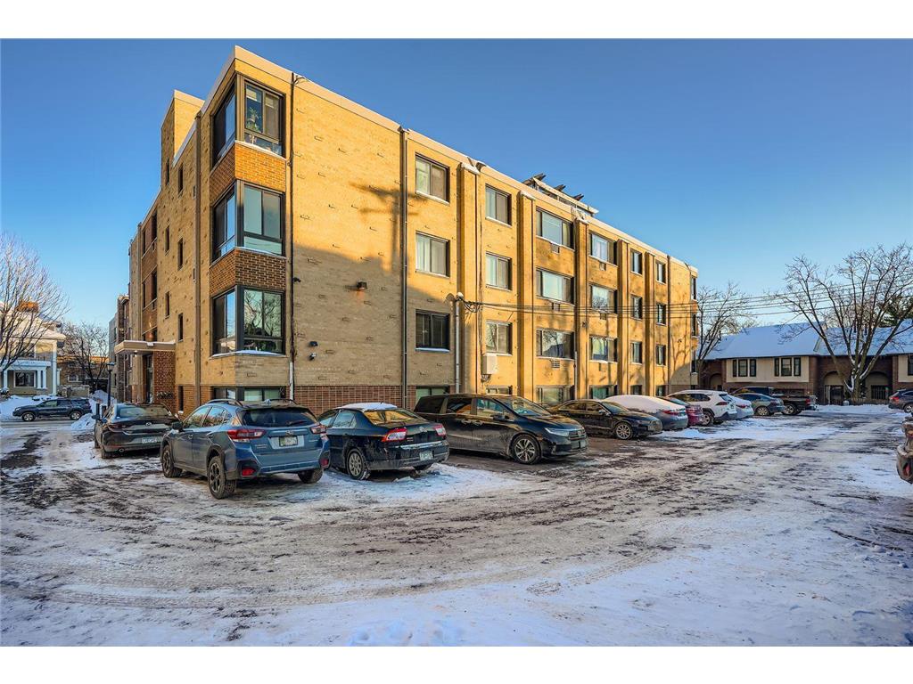 1912 Dupont Avenue S #407 Minneapolis MN 55403 6825501 image13