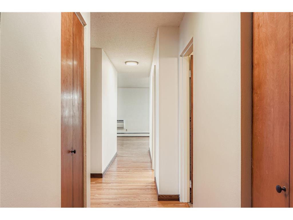 1912 Dupont Avenue S #407 Minneapolis MN 55403 6825501 image7