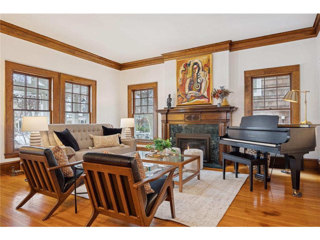 1912 Irving Avenue S Minneapolis MN 55403 7013017 image1