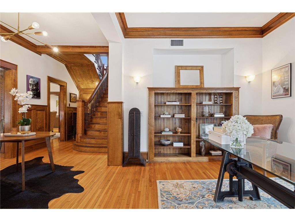 1912 Irving Avenue S Minneapolis MN 55403 7013017 image17