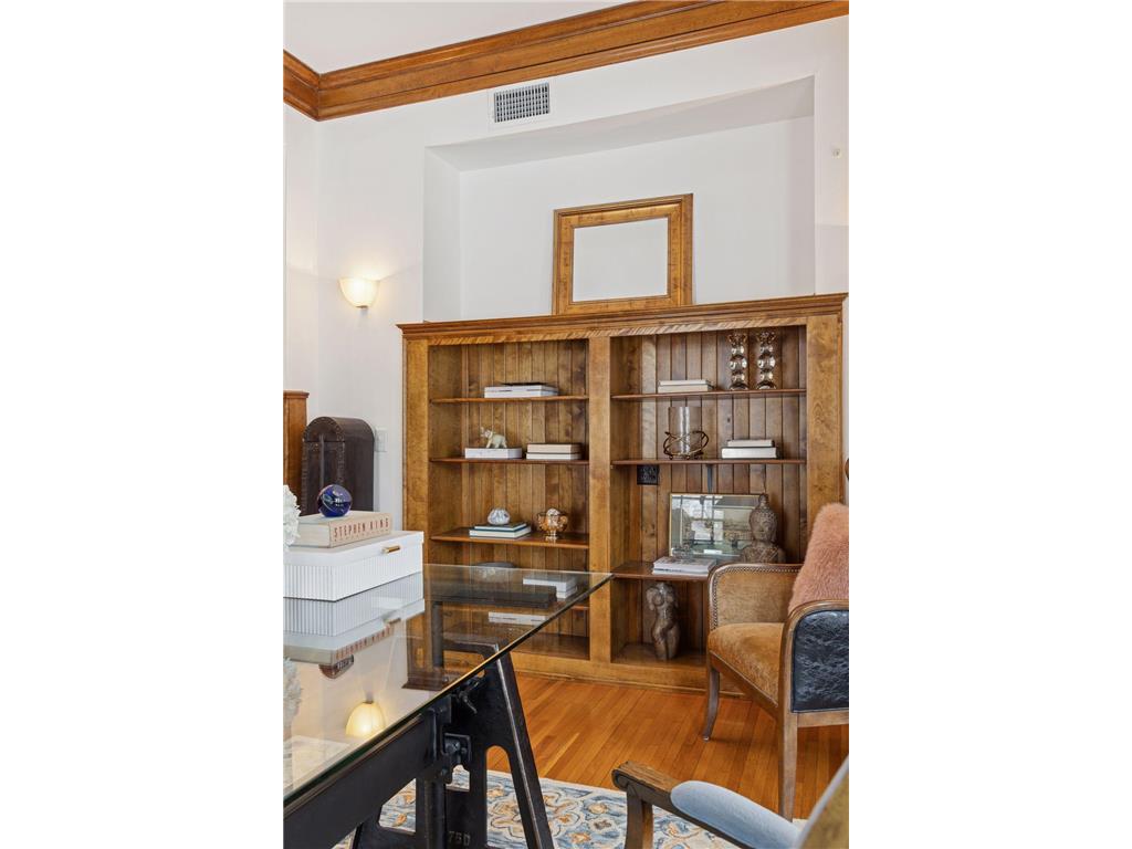 1912 Irving Avenue S Minneapolis MN 55403 7013017 image18