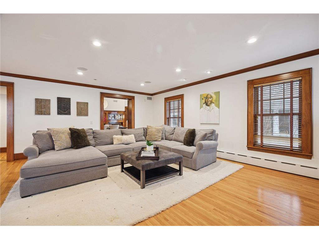 1912 Irving Avenue S Minneapolis MN 55403 7013017 image26