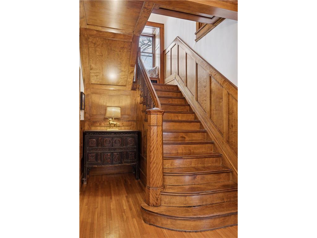 1912 Irving Avenue S Minneapolis MN 55403 7013017 image37