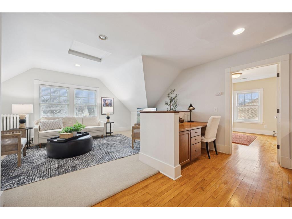 1912 Irving Avenue S Minneapolis MN 55403 7013017 image48