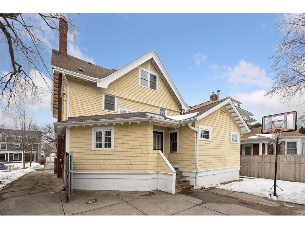 1912 Irving Avenue S Minneapolis MN 55403 7013017 image69