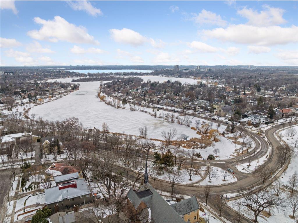 1912 Irving Avenue S Minneapolis MN 55403 7013017 image73