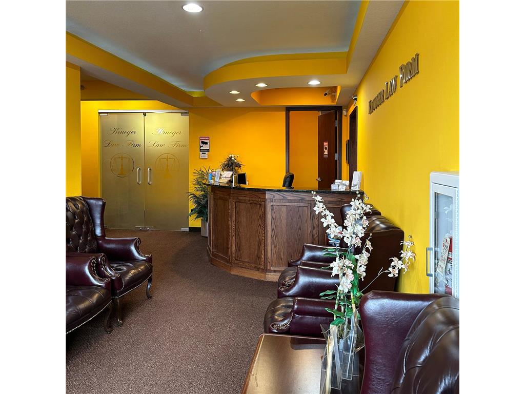 1912 Lexington Avenue N Roseville MN 55113 6588385 image7