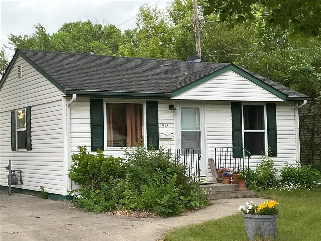 1912 N 6th Avenue N Moorhead MN 56560 7101194 image2