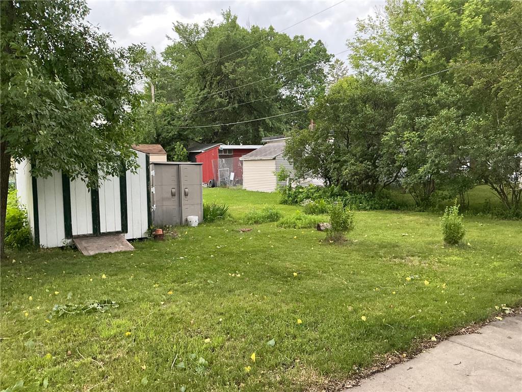 1912 N 6th Avenue N Moorhead MN 56560 7101194 image5