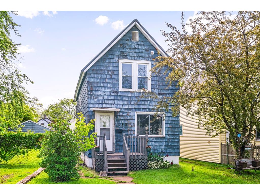 1912 Oakes Avenue Superior WI 54880 6560810 image1