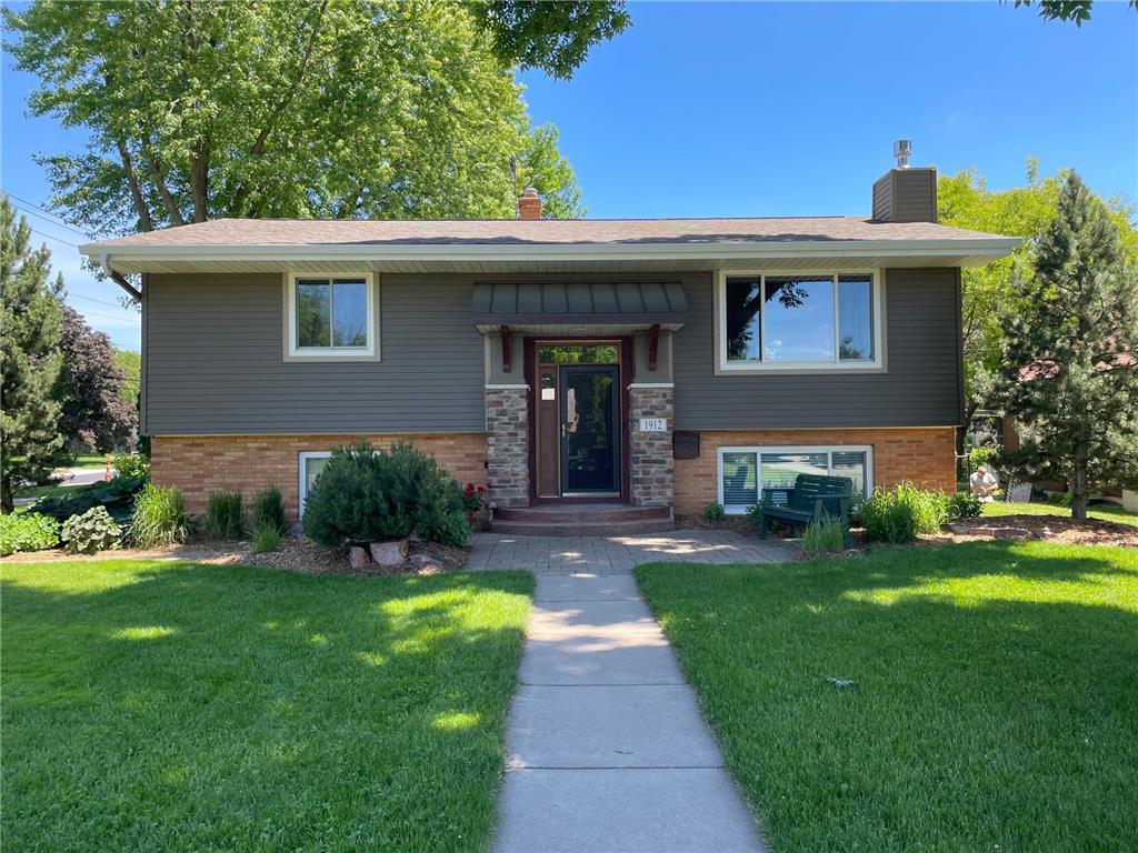 1912 Sheldon Street Falcon Heights MN 55113 6561296 image1