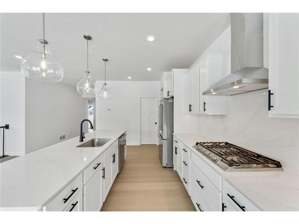 1912 Timber Lane Carver MN 55315 7062716 image2