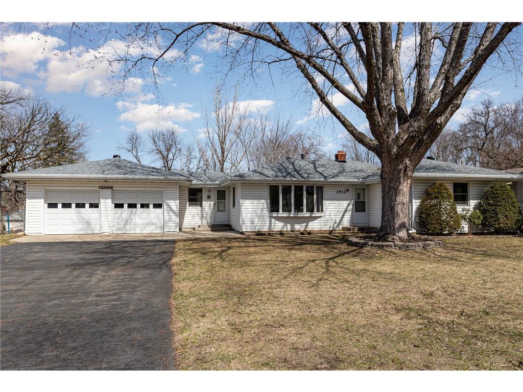 1912 W 140th Street Burnsville MN 55337 6353226 image1