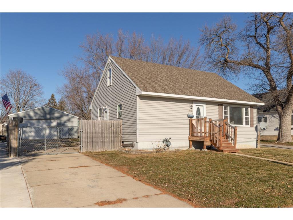 1913 3rd Avenue NE Austin MN 55912 6469947 image1