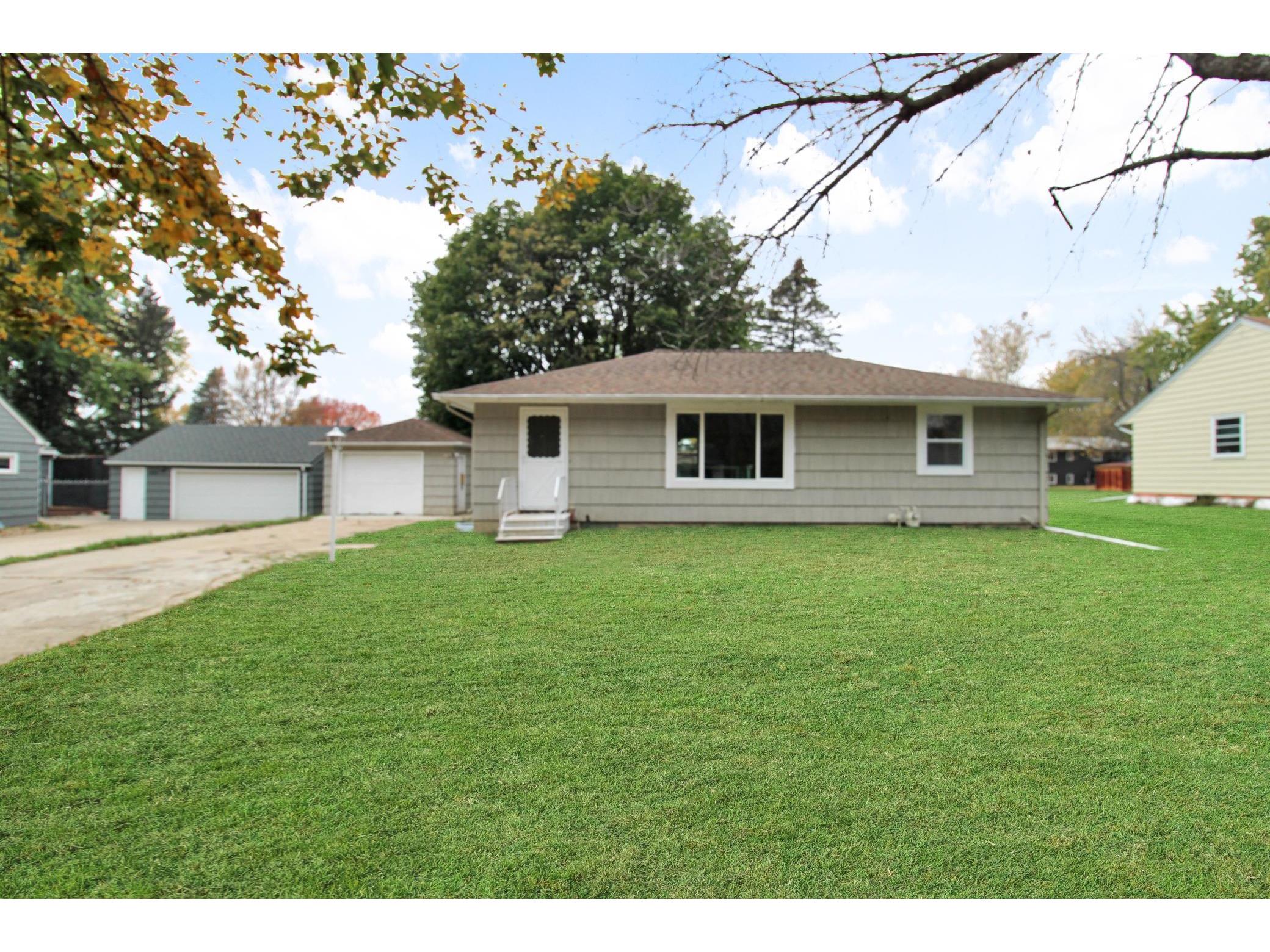 1913 Grand Avenue, Albert Lea, MN 56007 MLS 6117735 Edina Realty