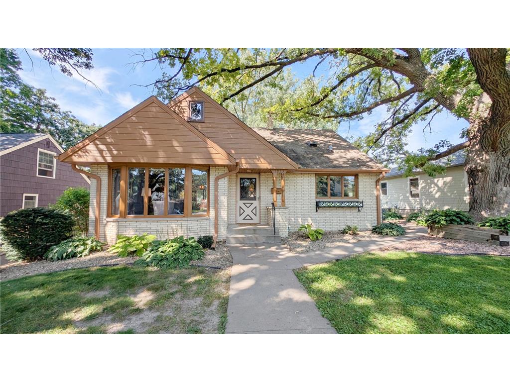 1913 Malvern Street Lauderdale MN 55113 6759211 image1