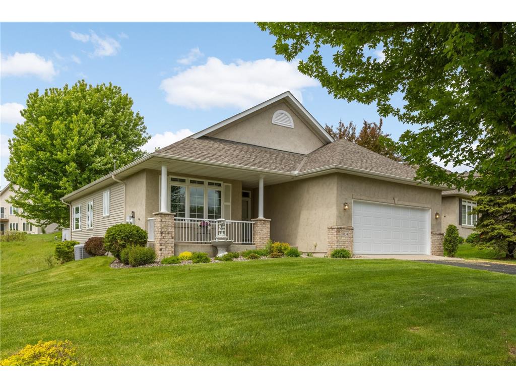 19134 Inndale Drive Lakeville MN 55044 7079152 image1