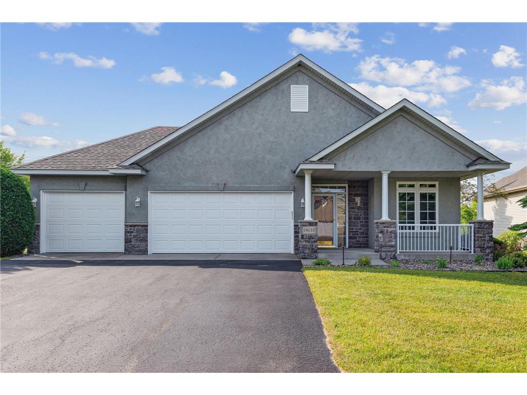 19135 Inndale Drive Lakeville MN 55044 6390159 image1