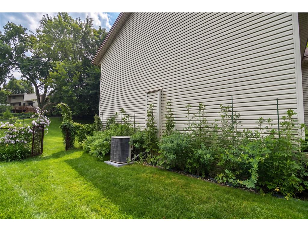 19135 Maple Leaf Drive Eden Prairie MN 55346 7106530 image49