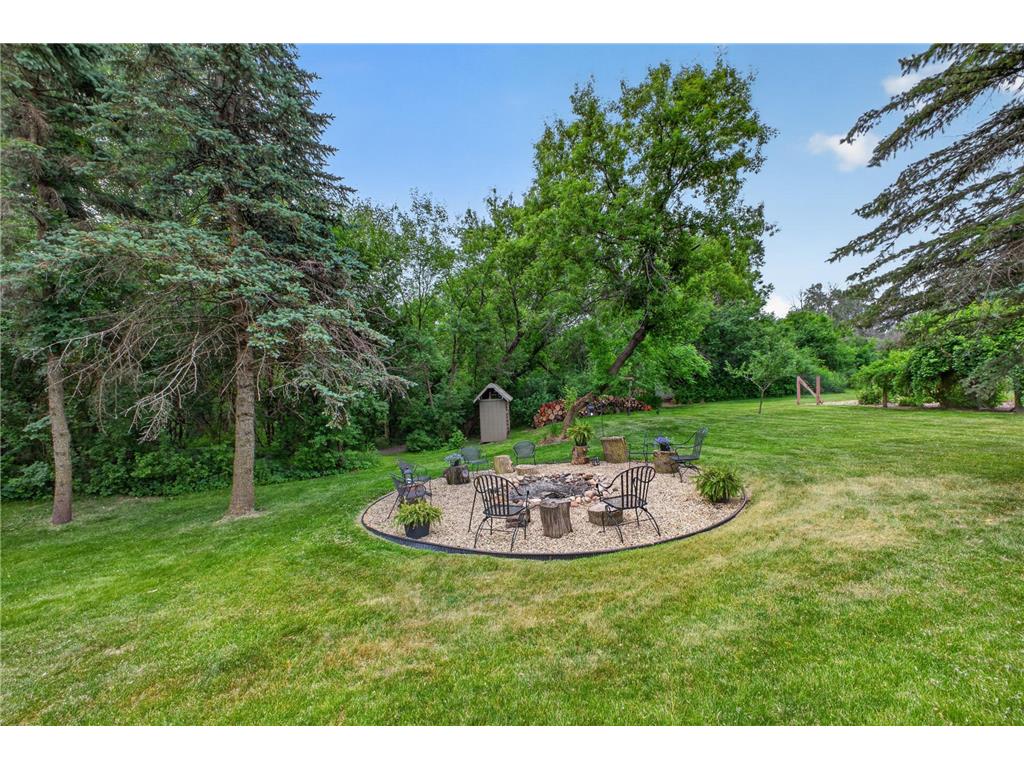1914 12th Avenue NE Austin MN 55912 - Dobbins Creek 7089021 image16