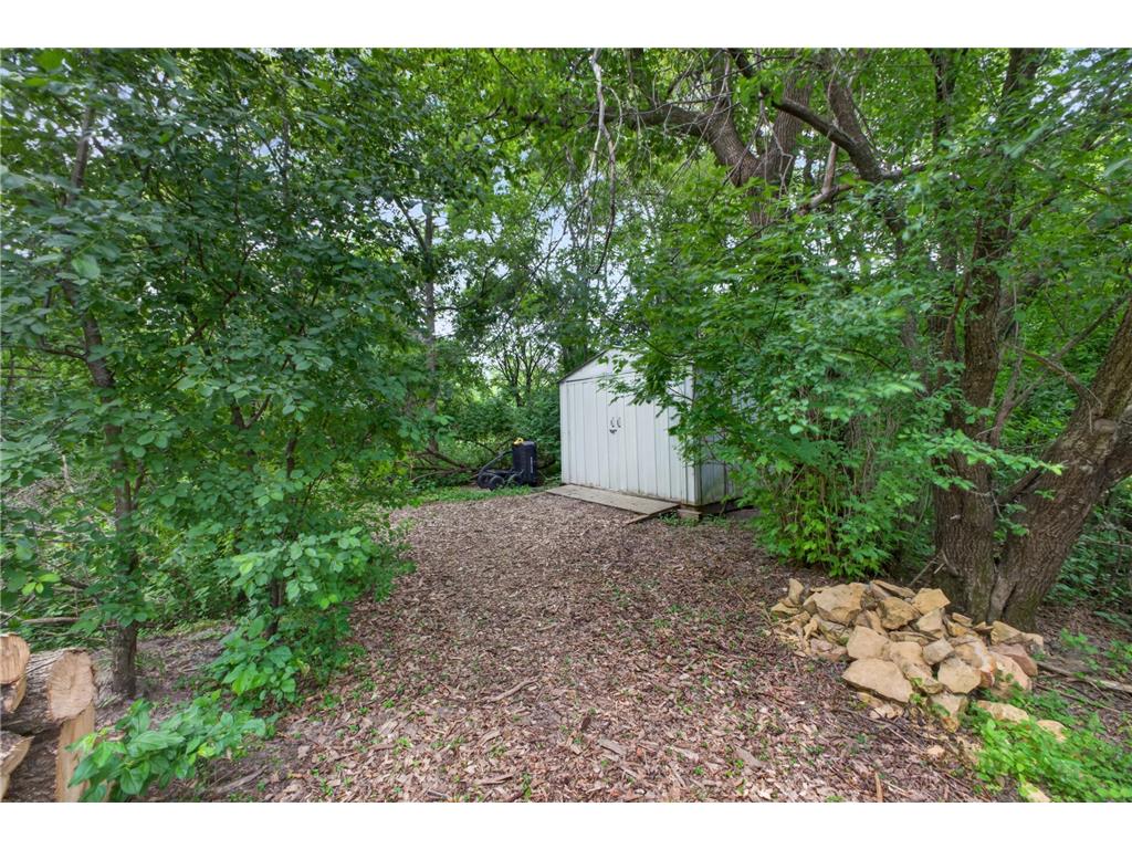 1914 12th Avenue NE Austin MN 55912 - Dobbins Creek 7089021 image18