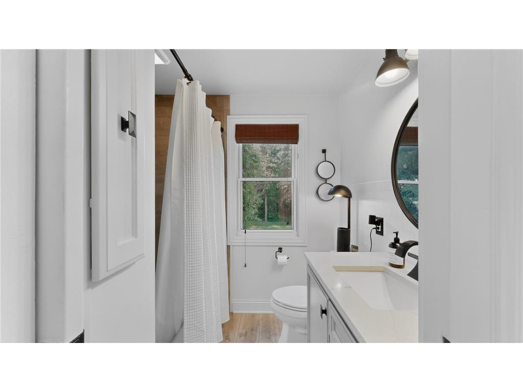 1914 12th Avenue NE Austin MN 55912 - Dobbins Creek 7089021 image36