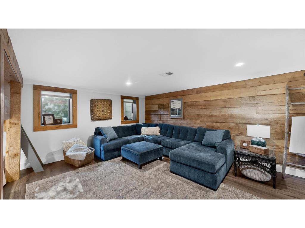 1914 12th Avenue NE Austin MN 55912 - Dobbins Creek 7089021 image52