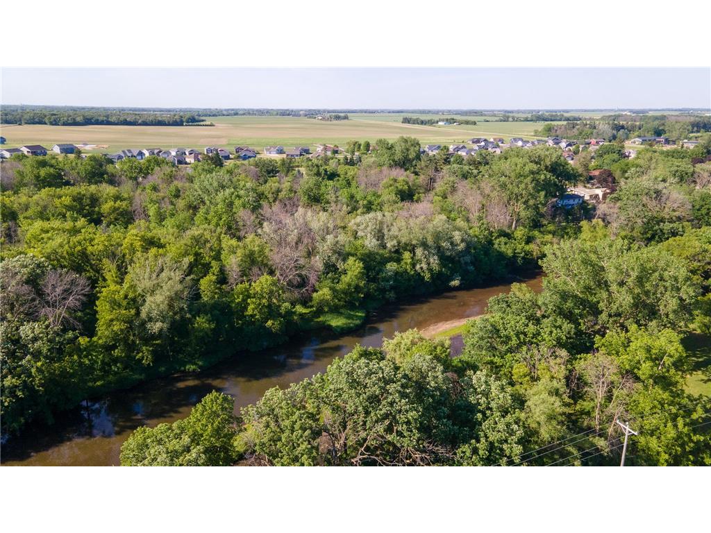 1914 12th Avenue NE Austin MN 55912 - Dobbins Creek 7089021 image74