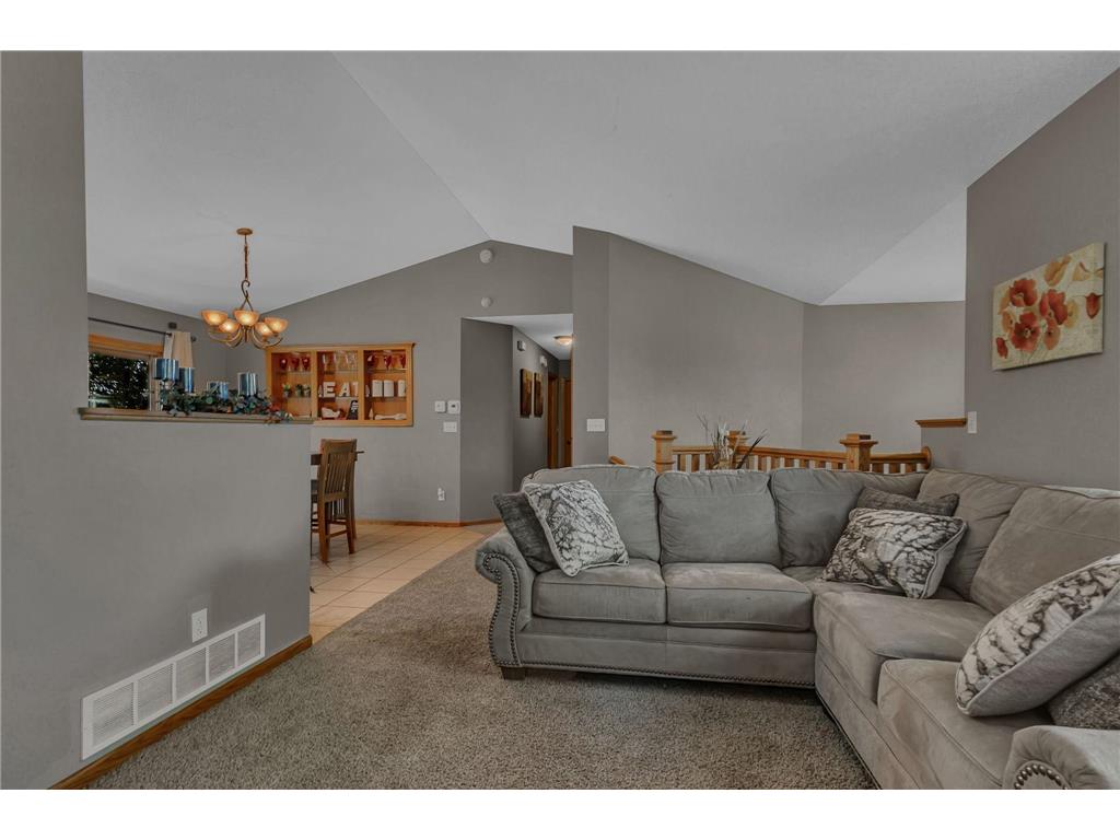 1914 N Benton Drive Sauk Rapids MN 56379 6801642 image9