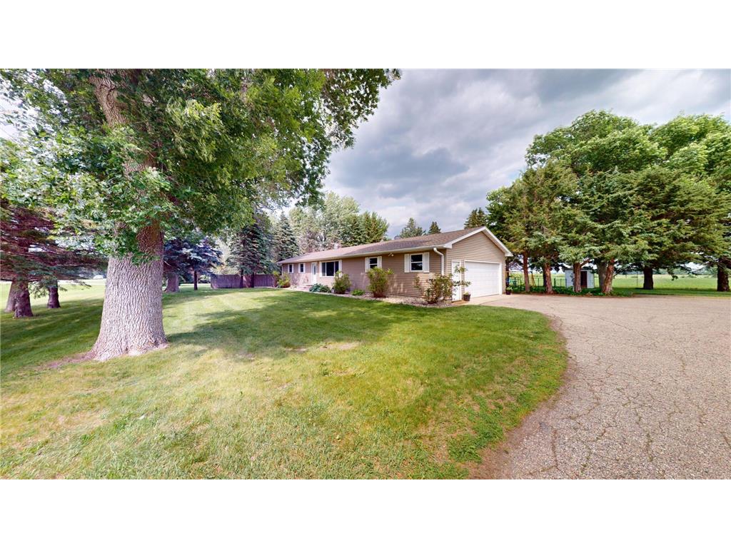 19142 570th Avenue Wells MN 56097 6735342 image1