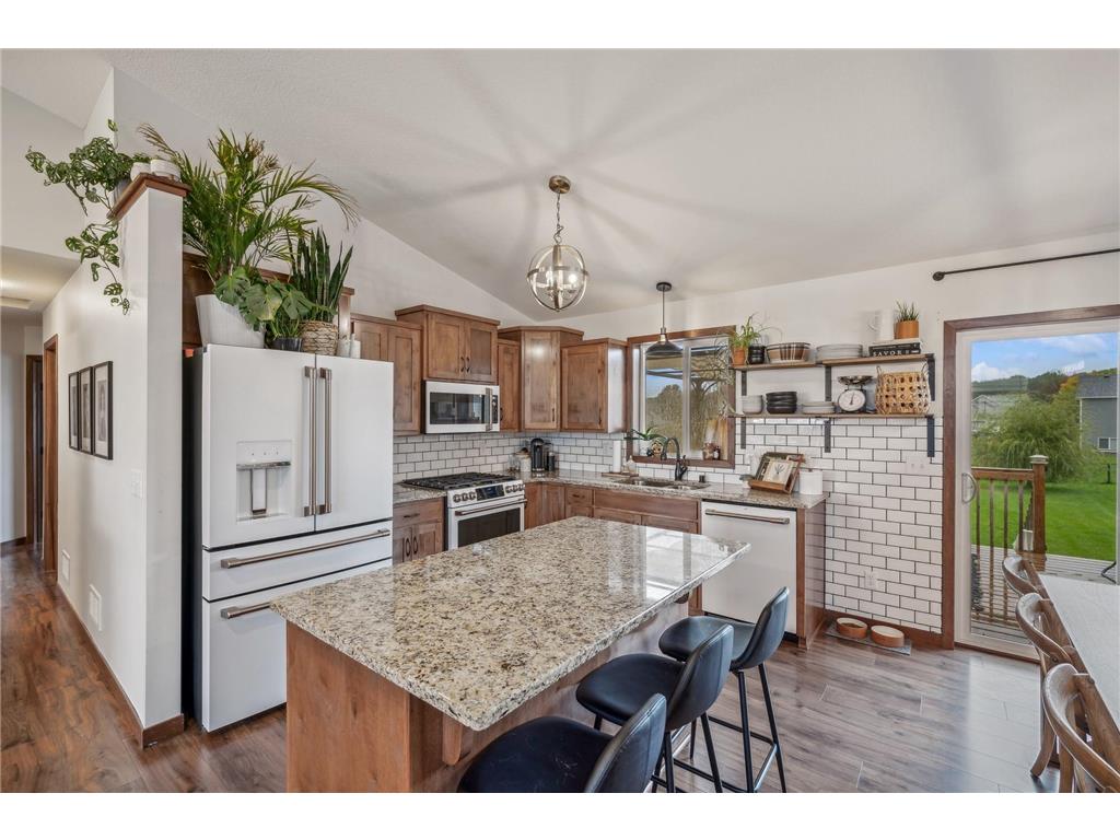 19144 Hoover Street NW Elk River MN 55330 6440604 image1