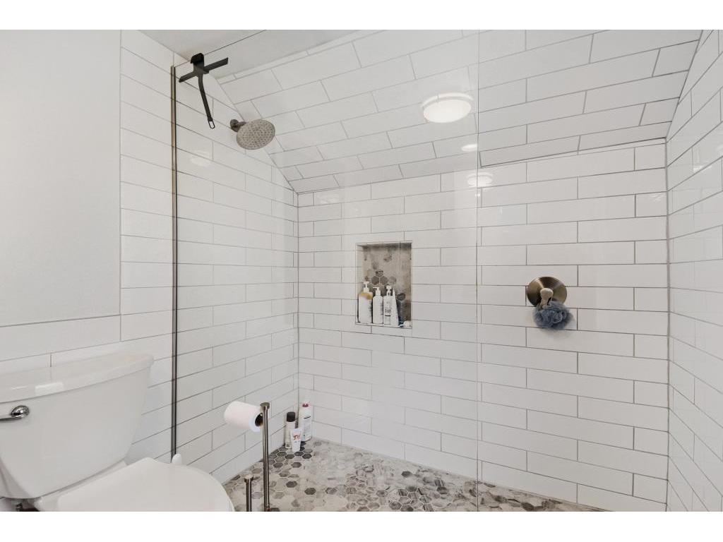 1915 3rd Street NE Minneapolis MN 55418 7074754 image20