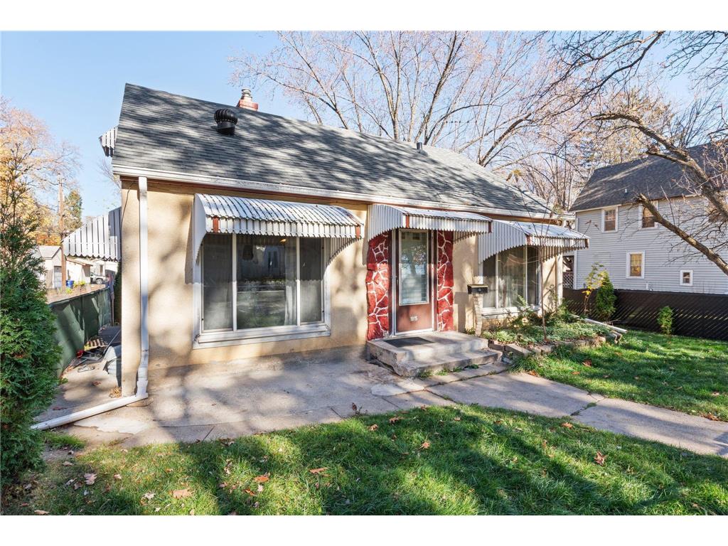 1915 4th Street E Saint Paul MN 55119 6625539 image1