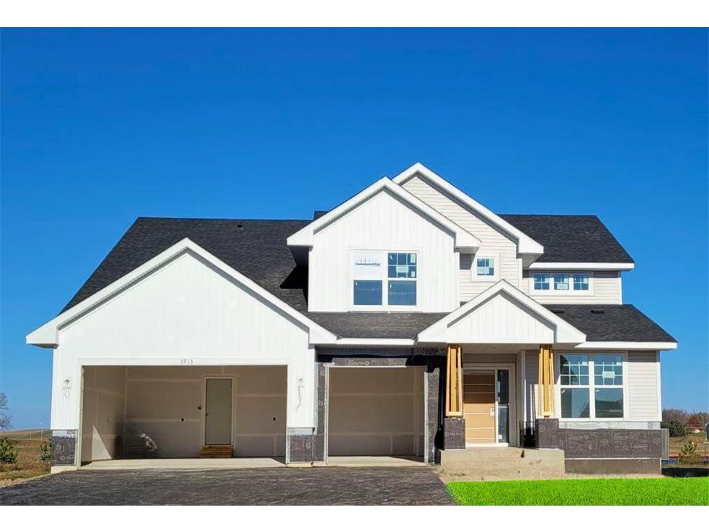 1915 Balsam Drive Carver MN 55315 6460697 image1