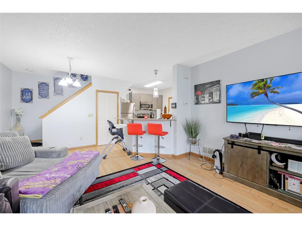 1915 Bluestem Lane Shoreview MN 55126 7066285 image10