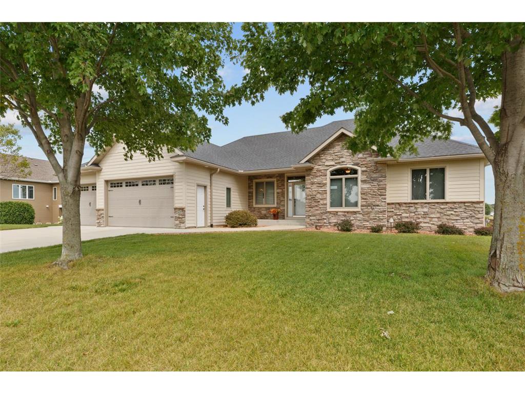 1915 Creek View Lane NE Owatonna MN 55060 6585604 image1