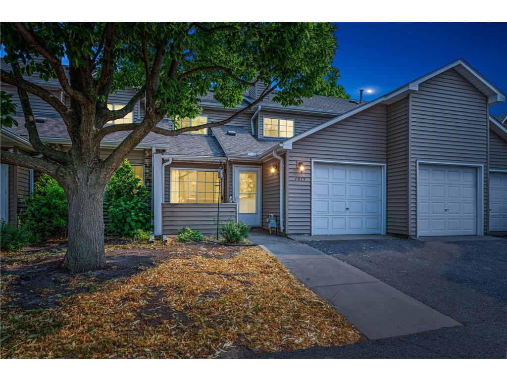 1915 E 122nd Street Burnsville MN 55337 6371601 image1