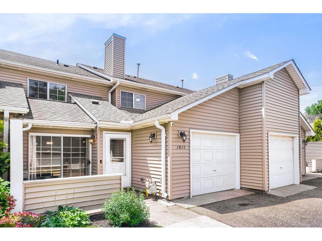 1915 E 122nd Street Burnsville MN 55337 7071156 image1