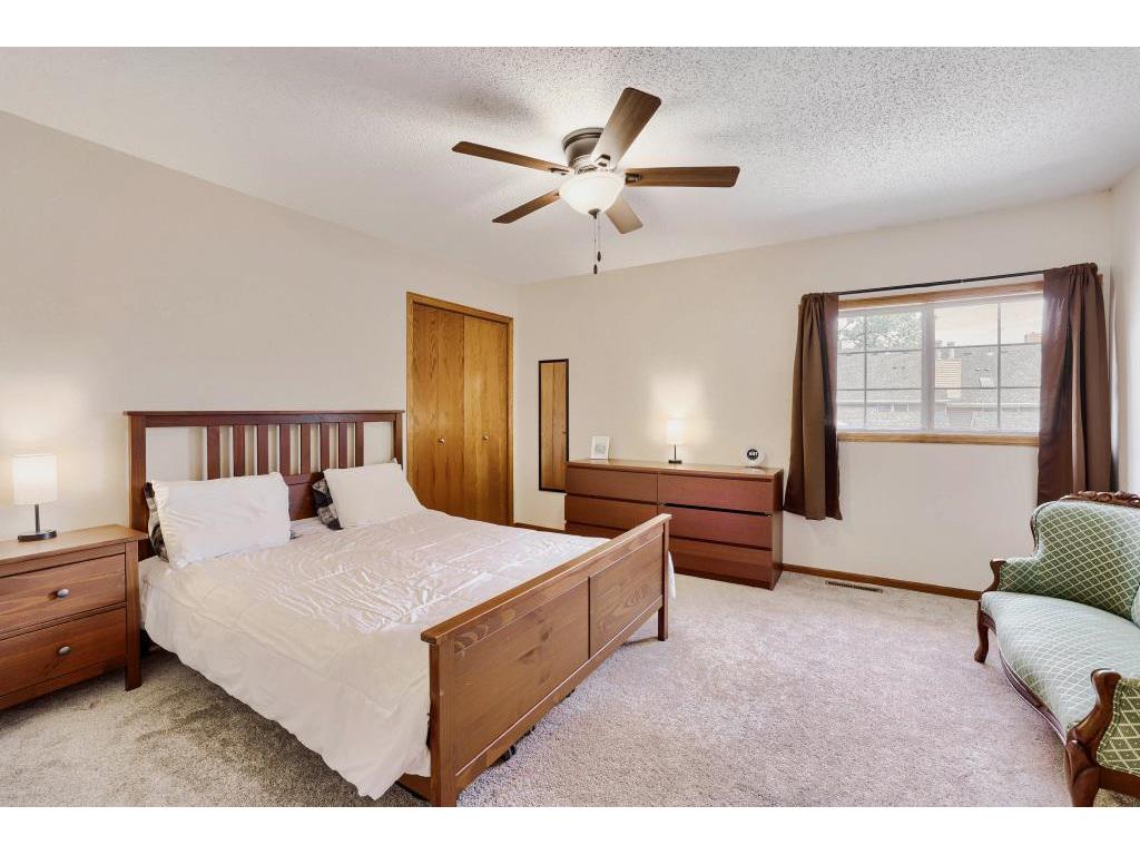 1915 E 122nd Street Burnsville MN 55337 7071156 image14