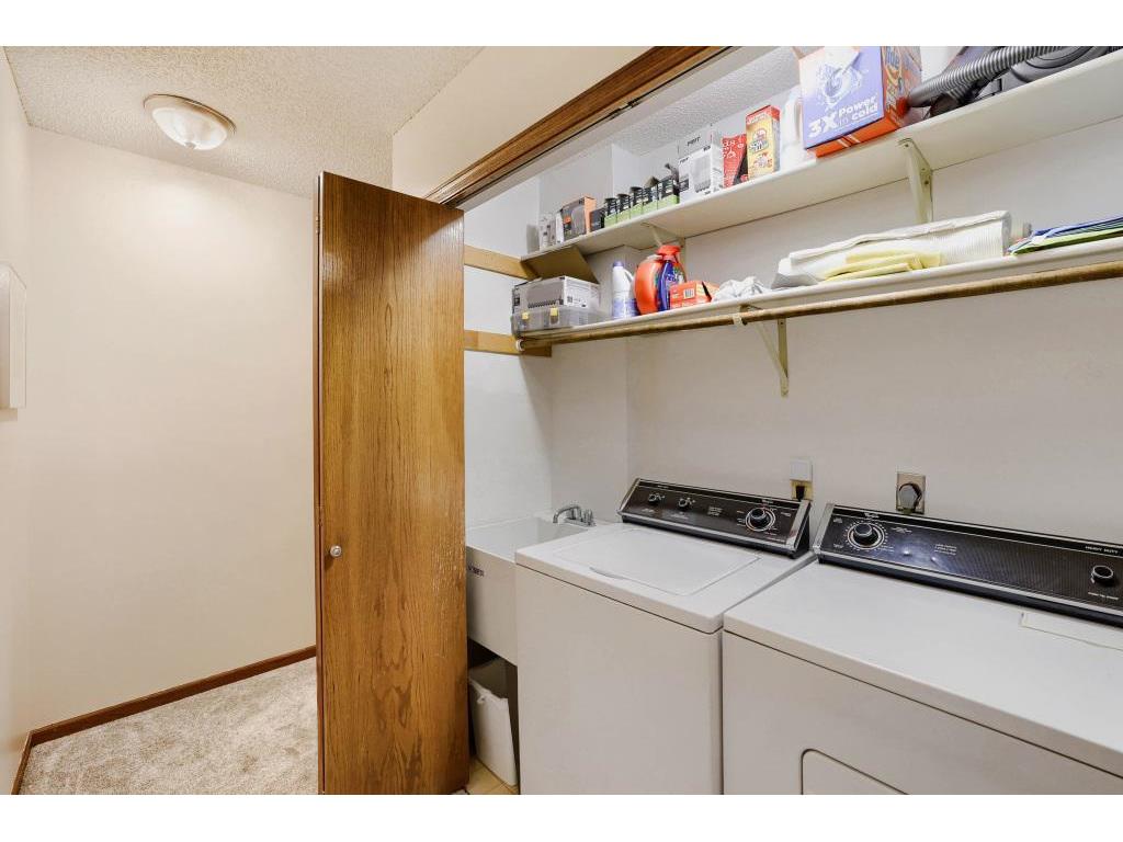 1915 E 122nd Street Burnsville MN 55337 7071156 image16