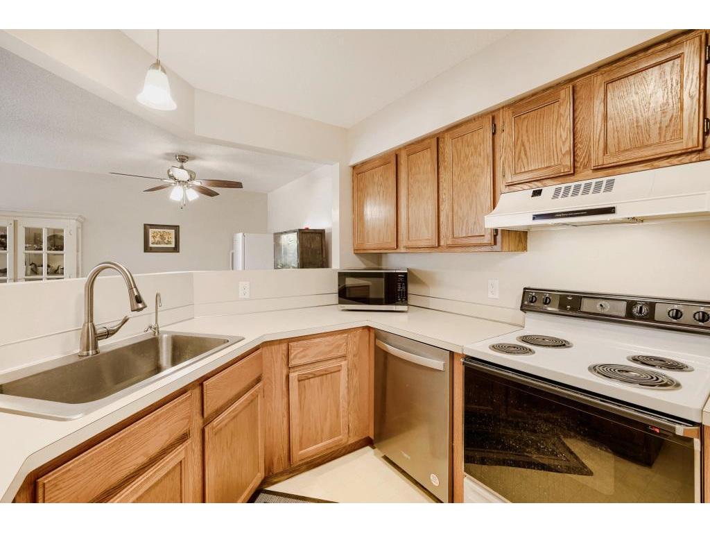 1915 E 122nd Street Burnsville MN 55337 7071156 image2