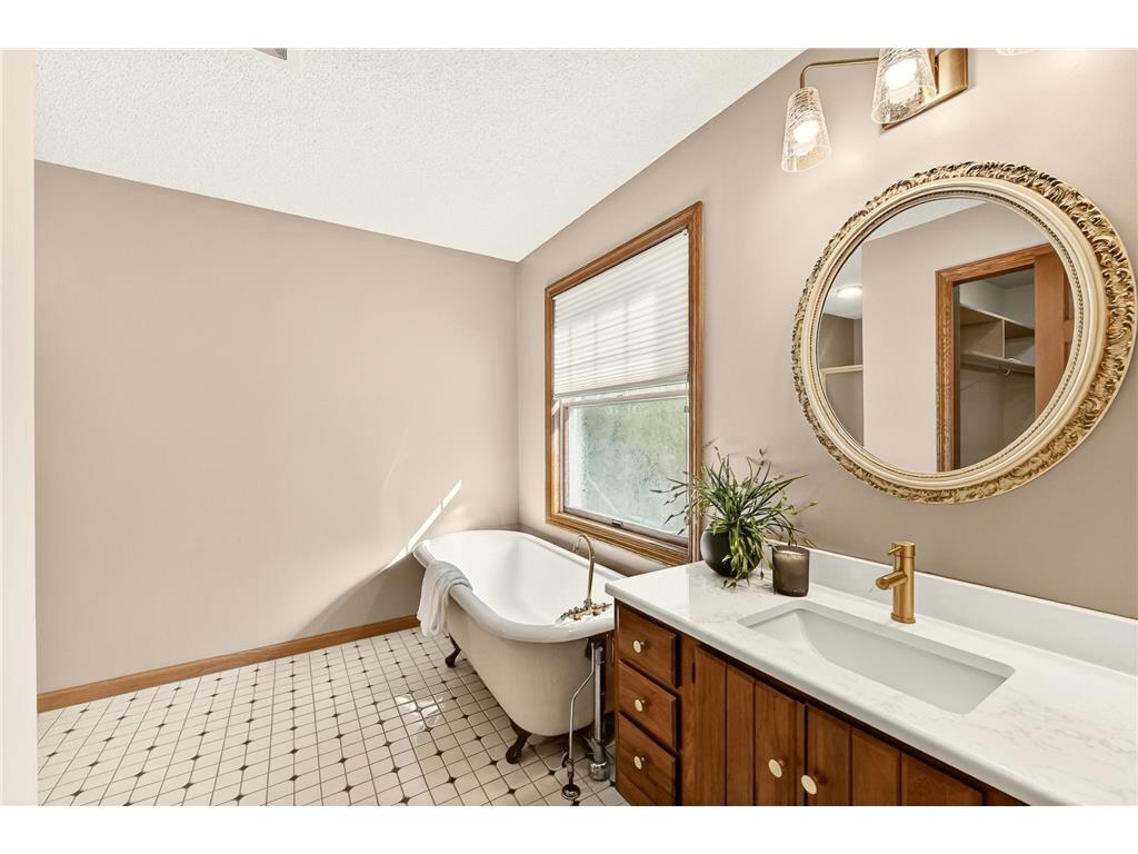 1915 Folwell Drive SW Rochester MN 55902 7076516 image18