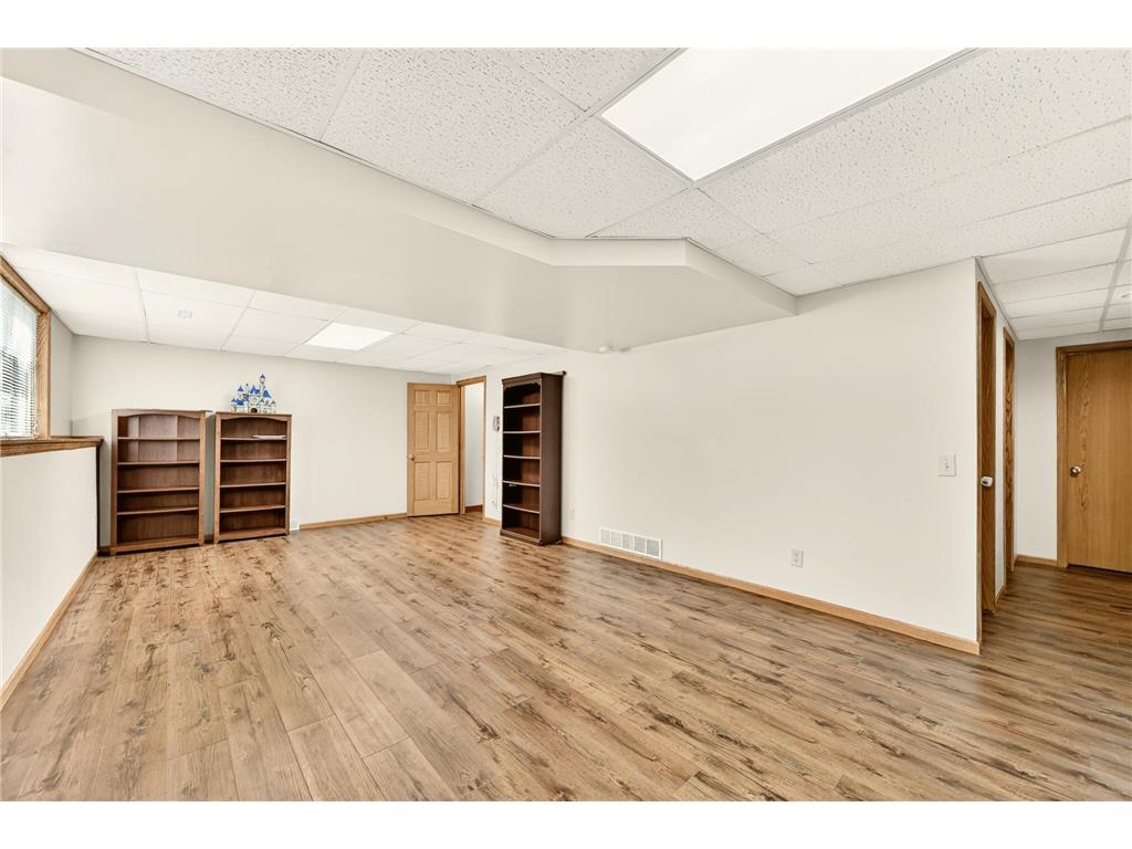 1915 Folwell Drive SW Rochester MN 55902 7076516 image25