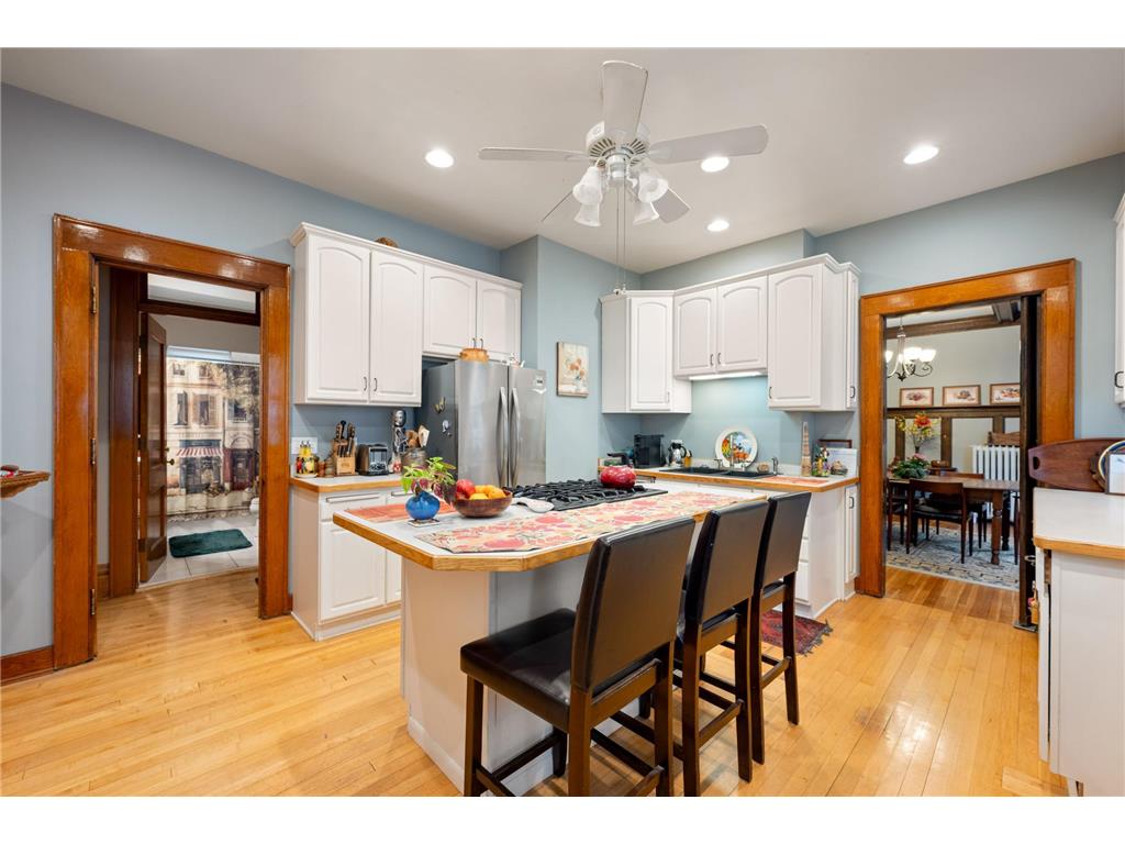 1915 Fremont Avenue S Minneapolis MN 55403 7062801 image17
