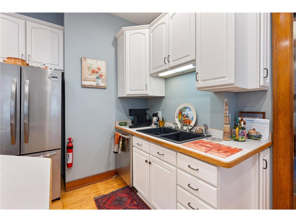 1915 Fremont Avenue S Minneapolis MN 55403 7062801 image18
